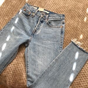 Levi’s Wedgie Icon Fit